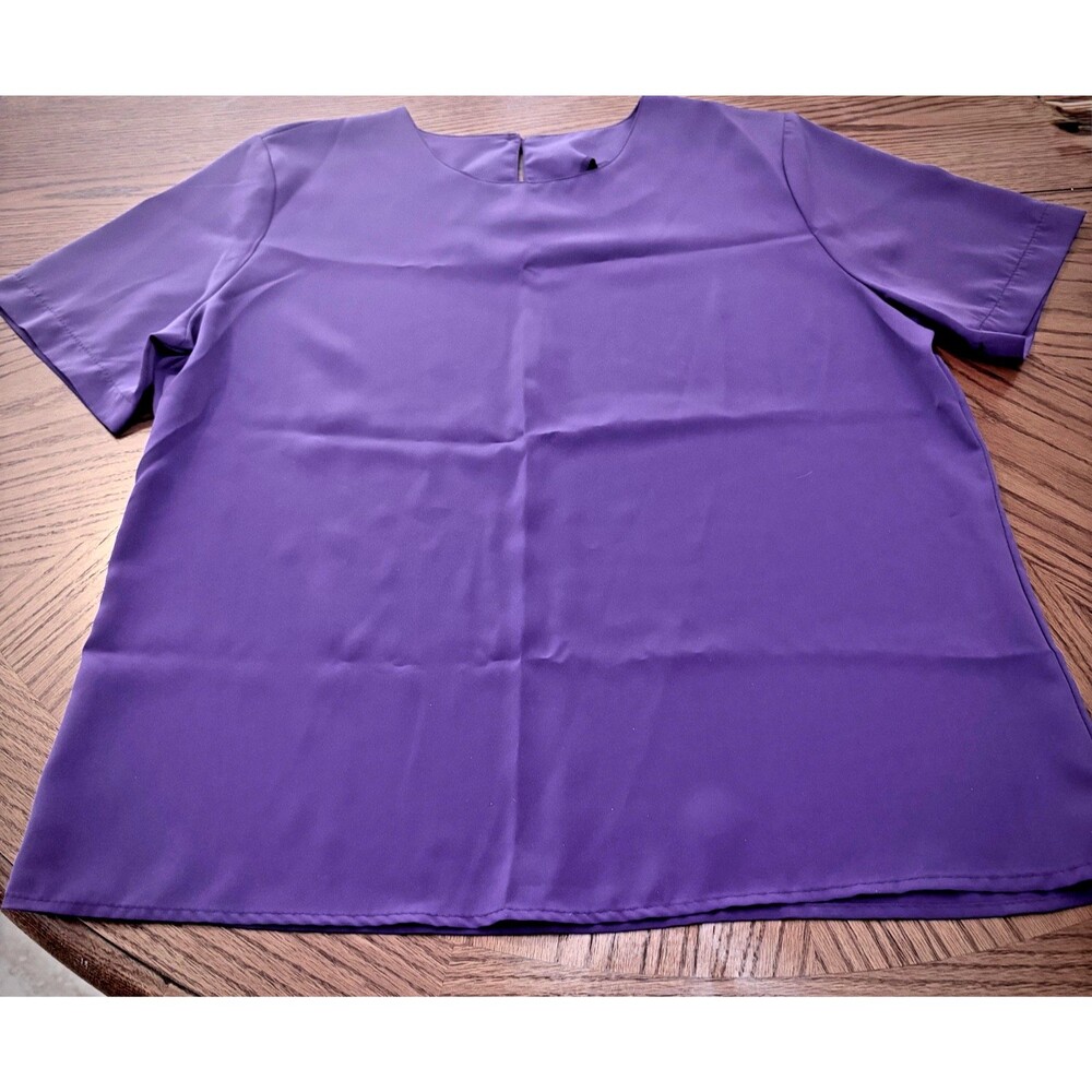 Women's Royal Purple Short Sleeve Blouse Minimalist Office Career M/L.